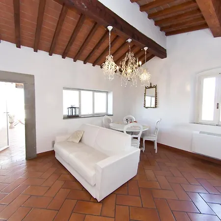 Apartamento Traviata Storico - Palazzo Tolomei *
