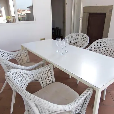Apartamento Traviata Storico - Palazzo Tolomei *